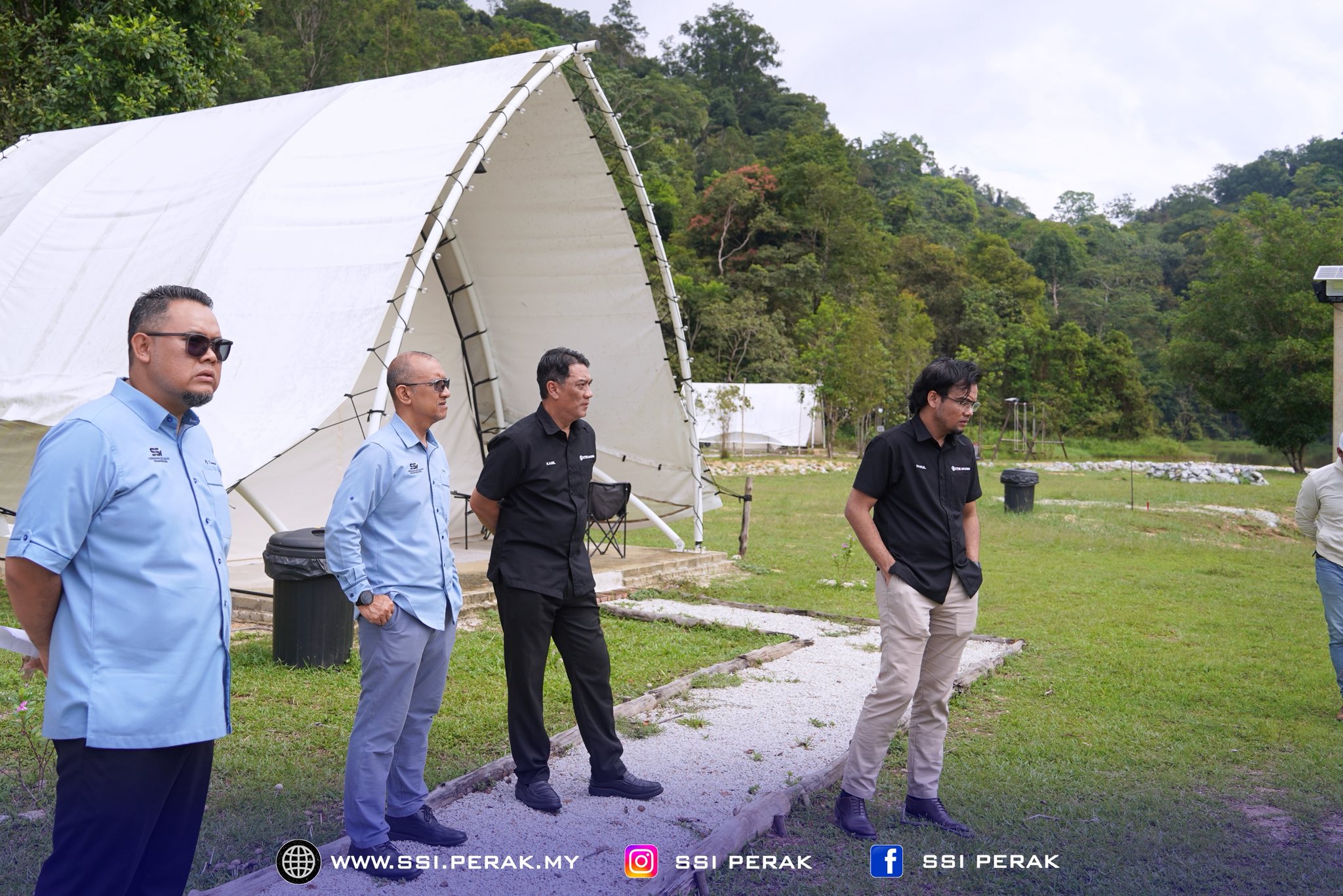 KUNJUNG HORMAT KETUA PEGAWAI EKSEKUTIF SSI KE ATAS YANG DIPERTUA MAJLIS DAERAH TAPAH 9