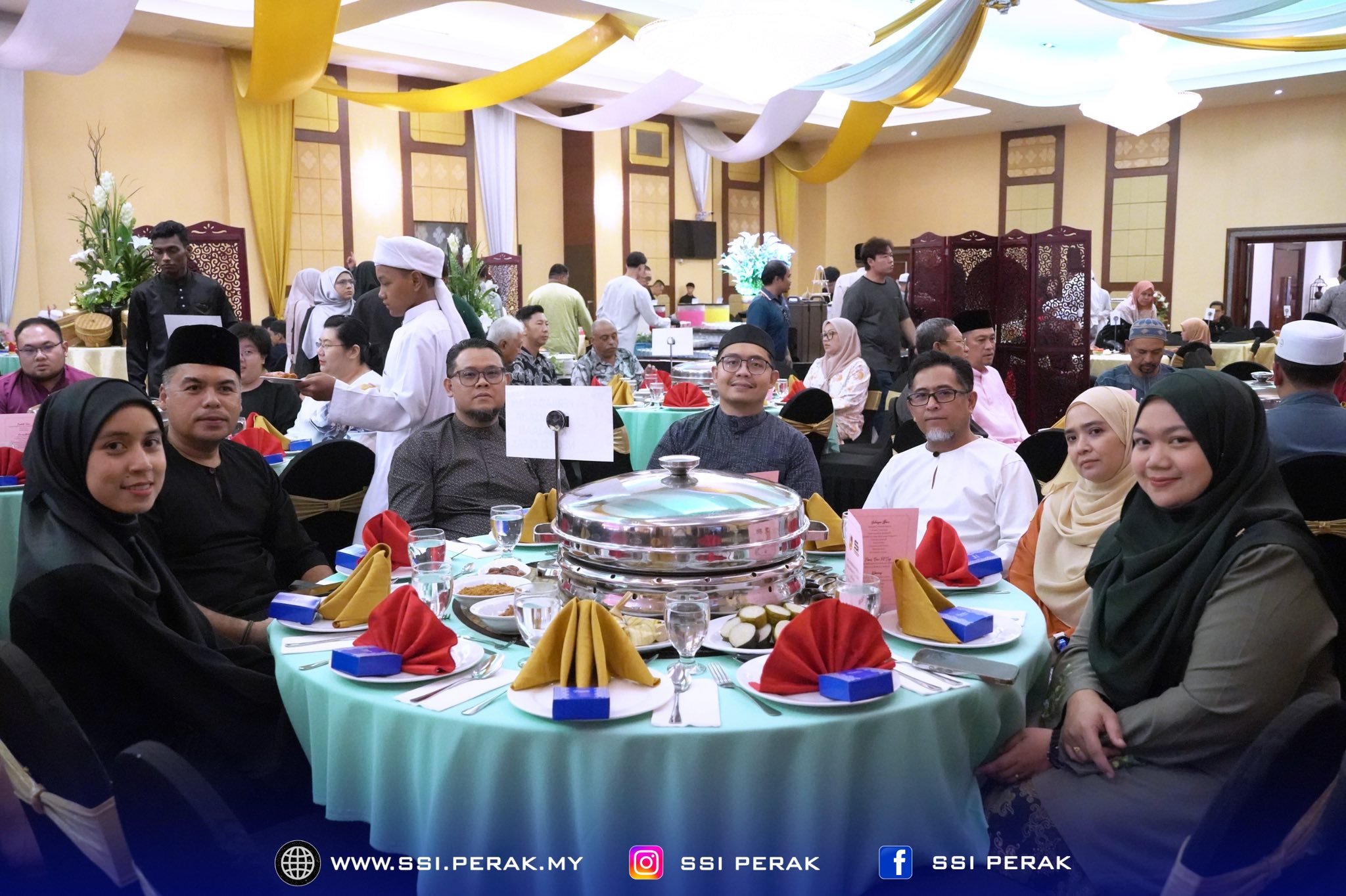 Majlis Berbuka Puasa bersama anak-anak yatim anjuran pihak Royal Perak Golf Club (RPGC) 4