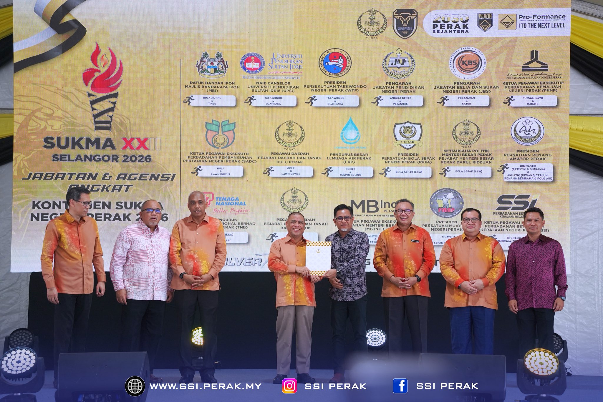 MAJLIS PENYAMPAIAN WATIKAH KETUA KONTINJEN SUKMA NEGERI PERAK 4