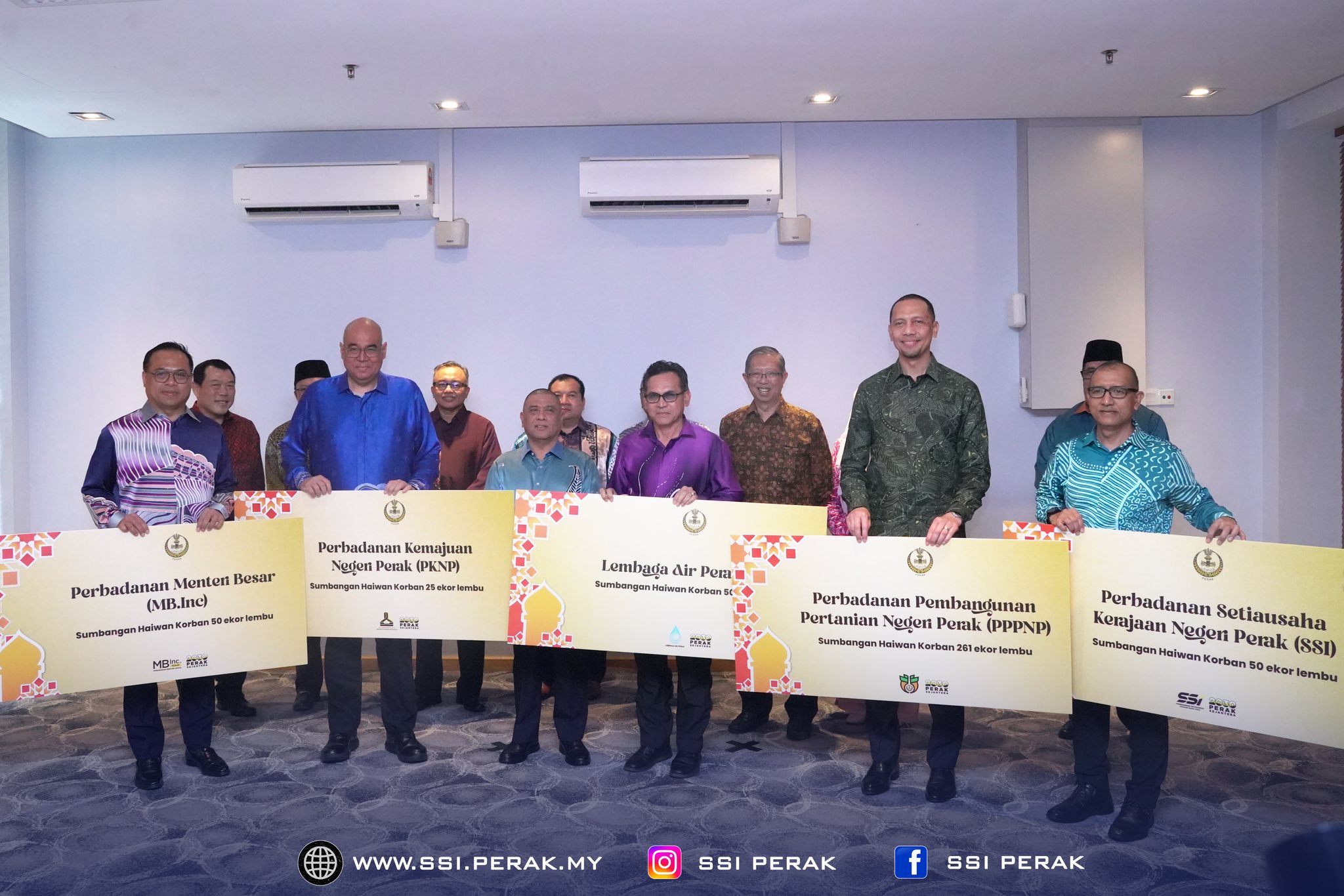 MAJLIS AKAD PENYERAHAN SUMBANGAN LEMBU -3