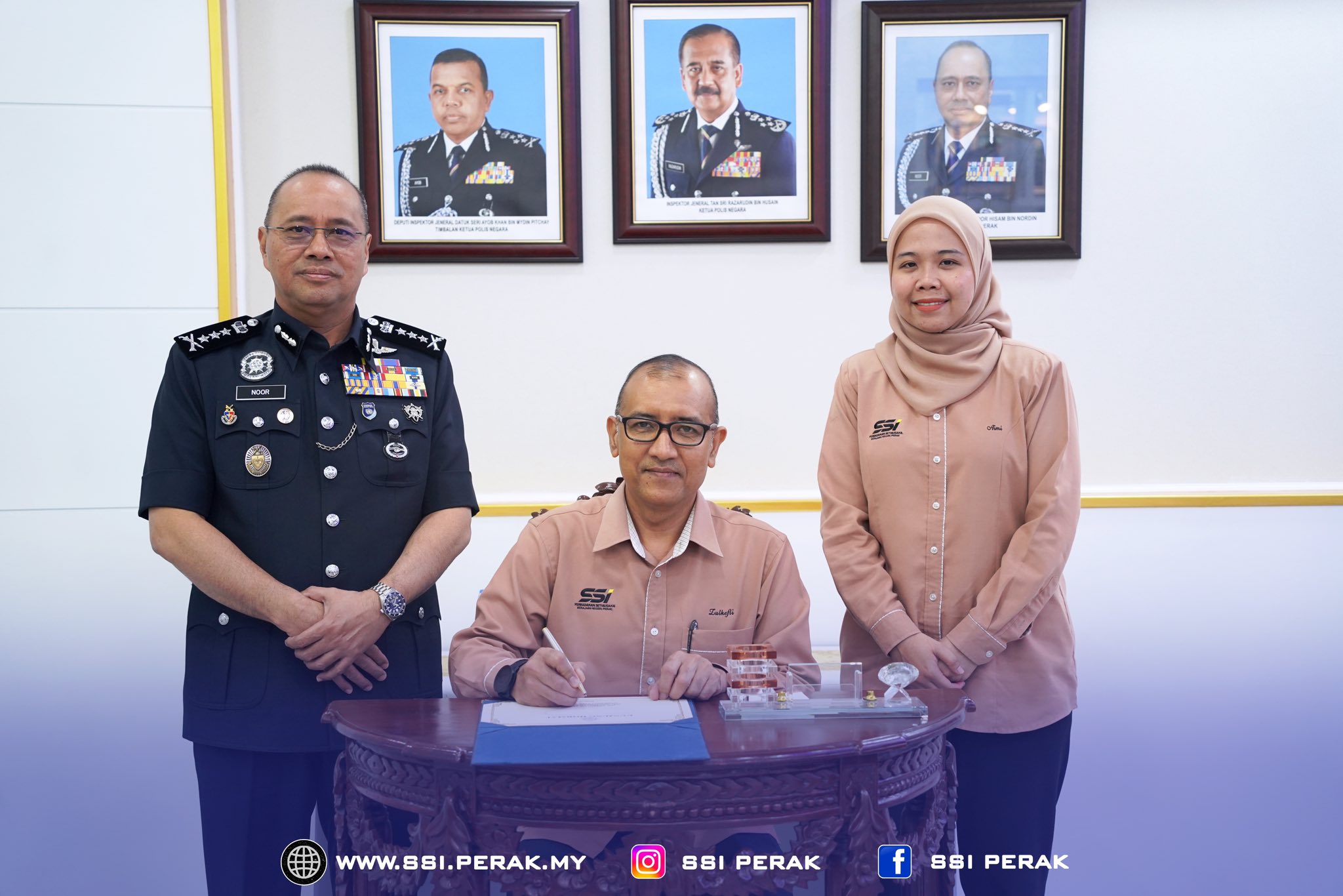 POLISPERAK2