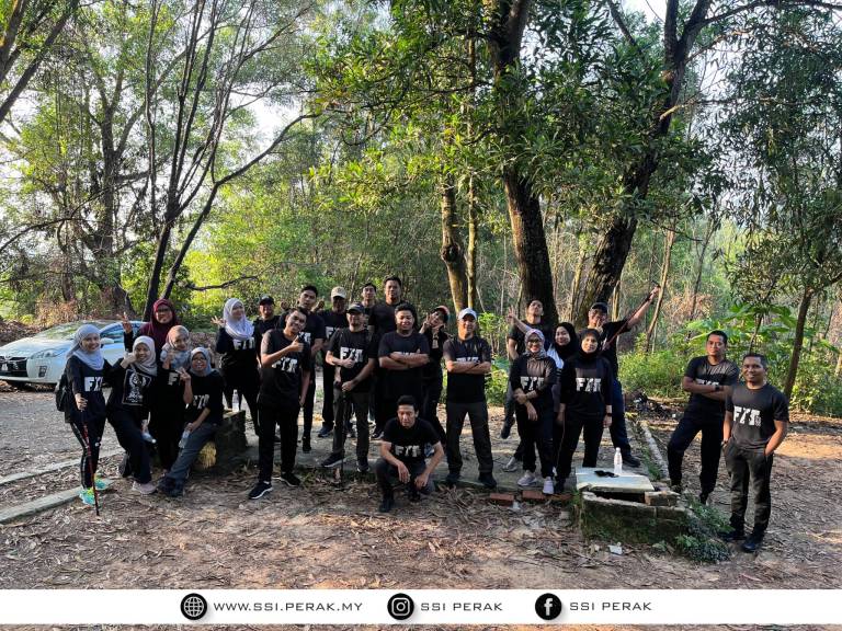 mendaki-bukit-kledang-9
