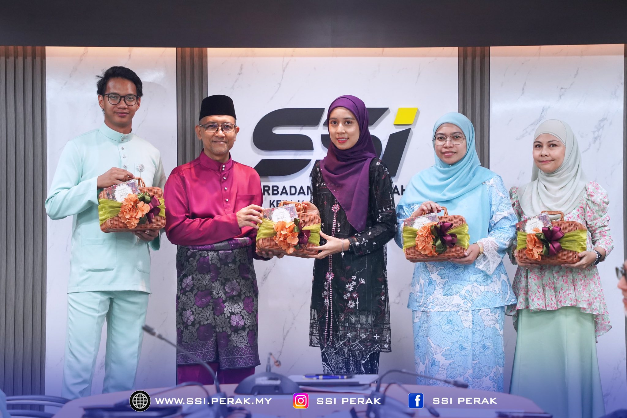 PENYERAHAN HAMPER RAYA SSI 2026 5