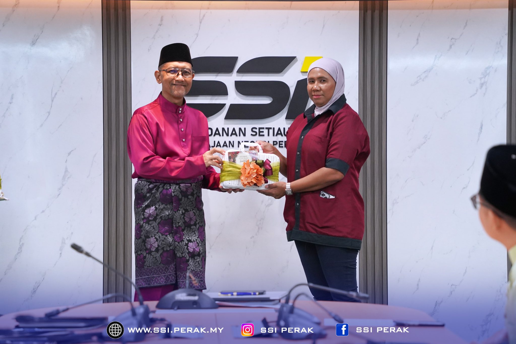 PENYERAHAN HAMPER RAYA SSI 2026 7