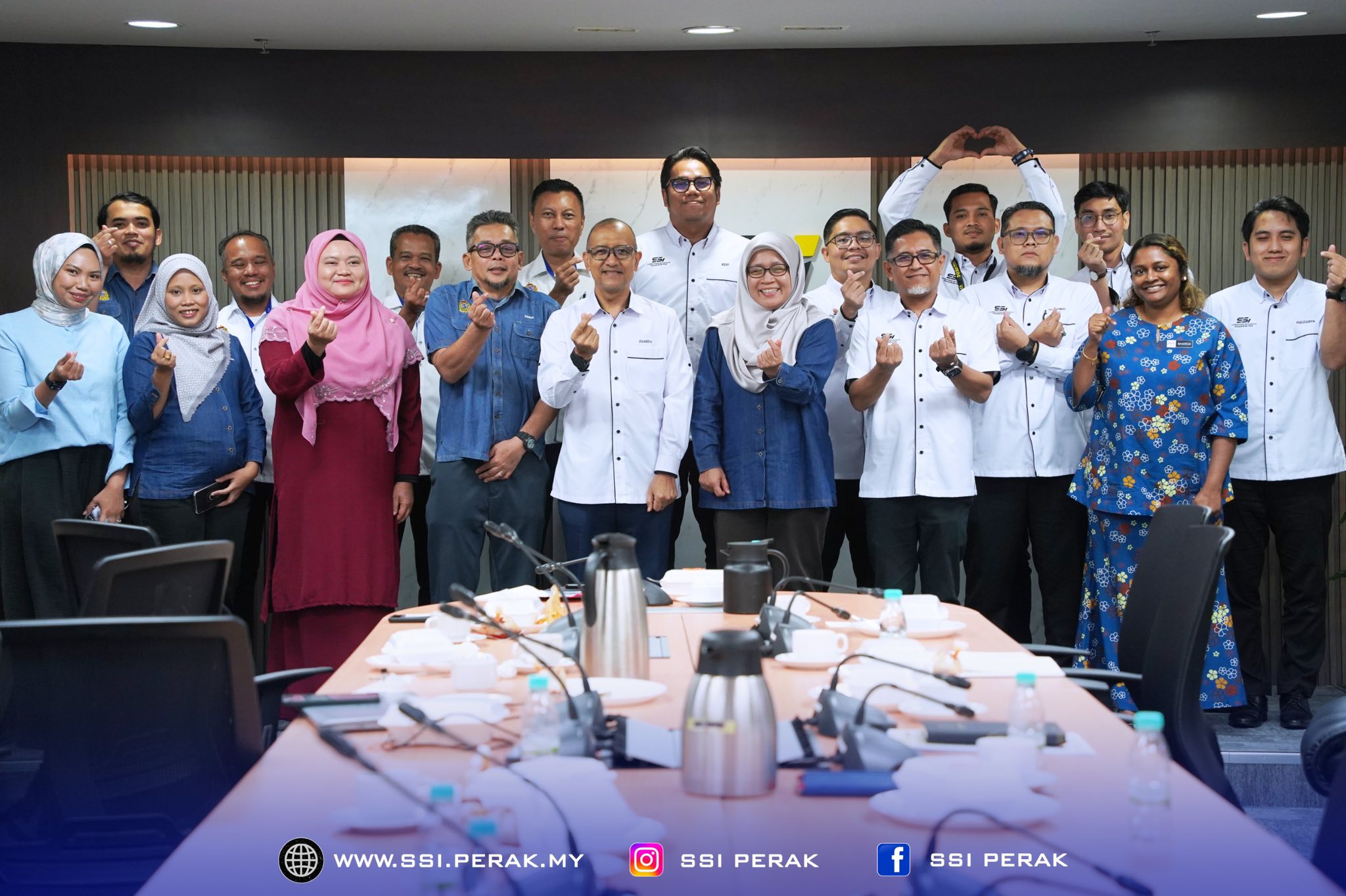 KUNJUNGAN HORMAT DARIPADA PENGARAH LAUT WILAYAH UTARA 9