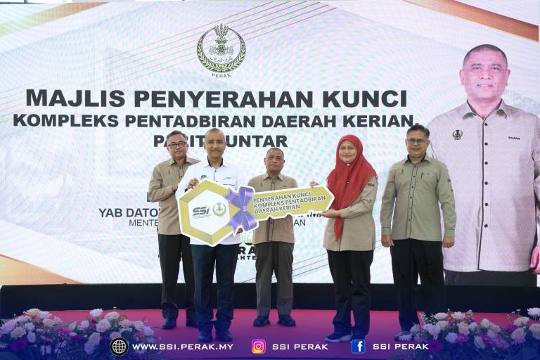 MAJLIS PENYERAHAN KUNCI 5