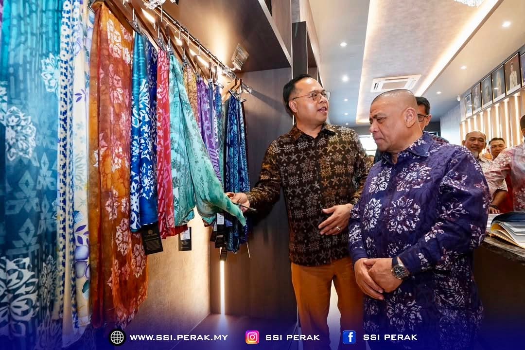 pelancaran Butik Cura Batik 1