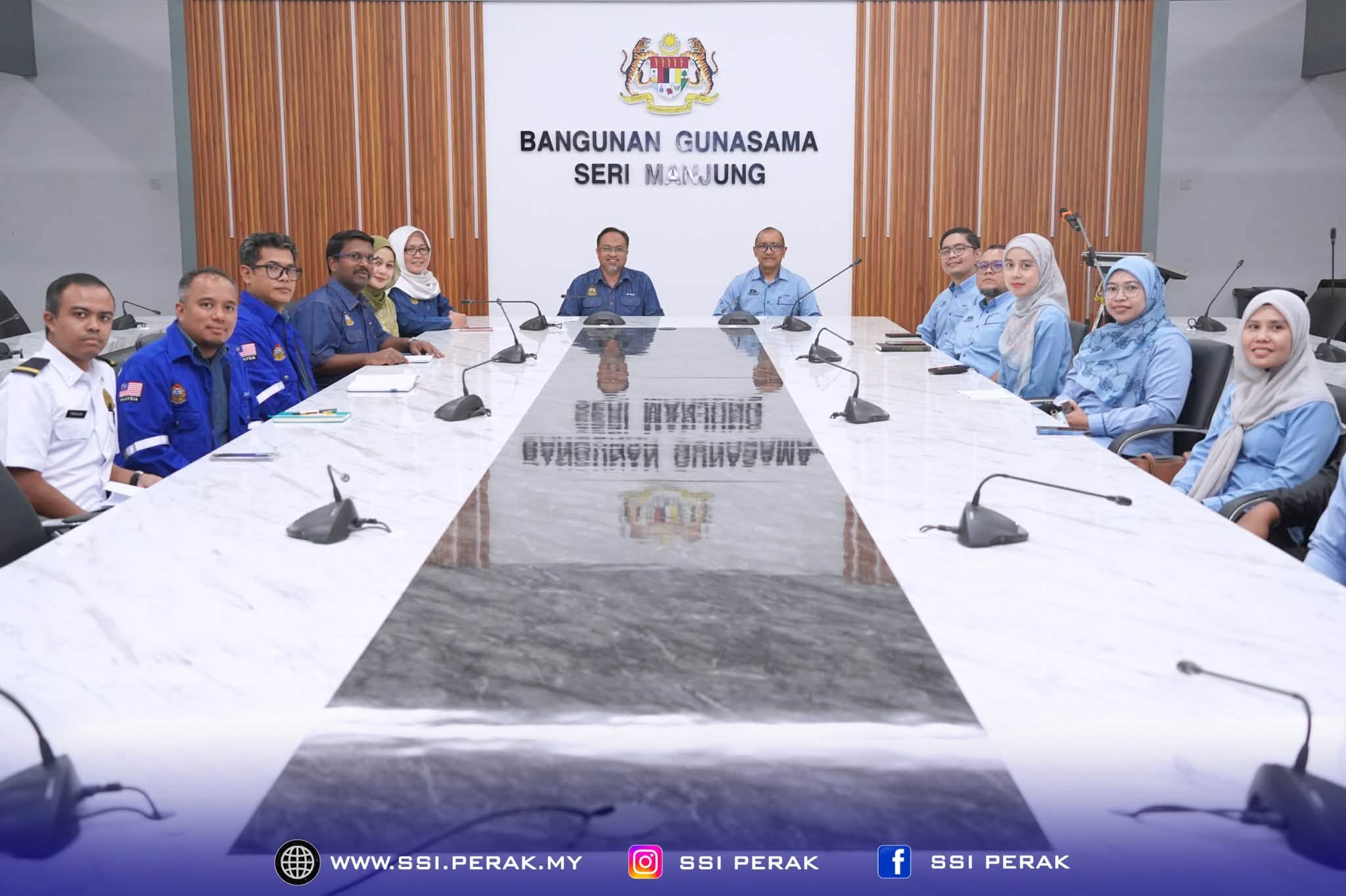 MAJLIS SIMBOLIK PENYERAHAN TERMINAL PENUMPANG PANGKOR 1