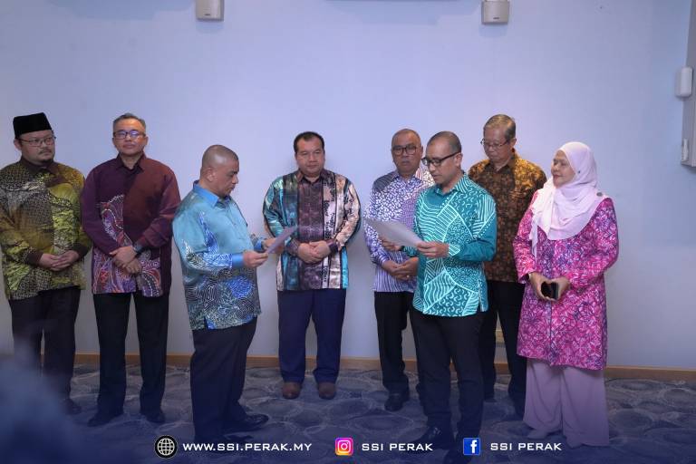 MAJLIS AKAD PENYERAHAN SUMBANGAN LEMBU -5