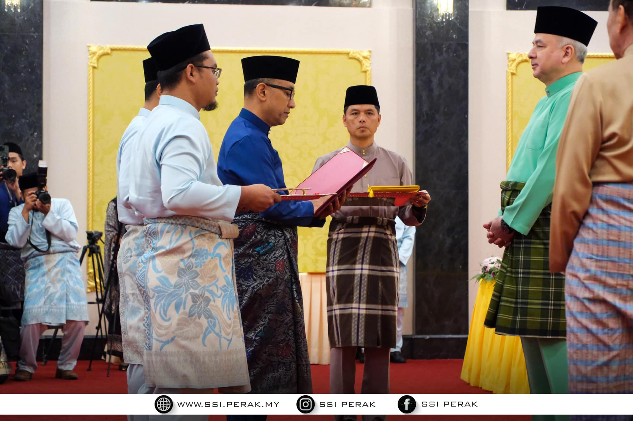 MAJLIS PENYERAHAN ZAKAT PERNIAGAAN DAN MAJLIS IFTAR BERSAMA DYMM PADUKA SERI SULTAN PERAK 5