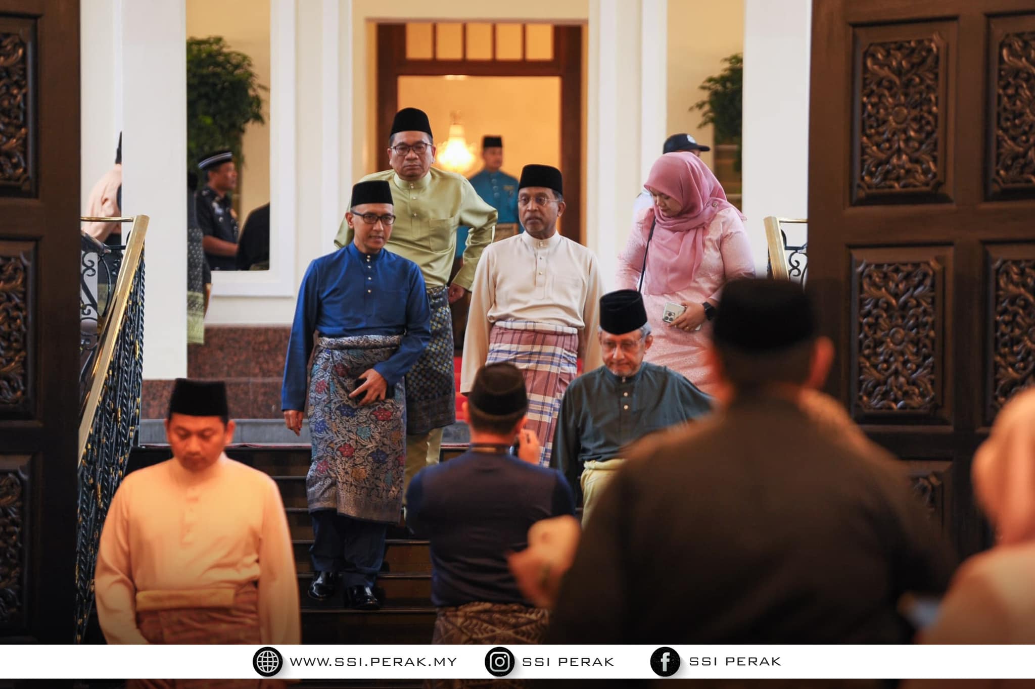 MAJLIS PENYERAHAN ZAKAT PERNIAGAAN DAN MAJLIS IFTAR BERSAMA DYMM PADUKA SERI SULTAN PERAK 9