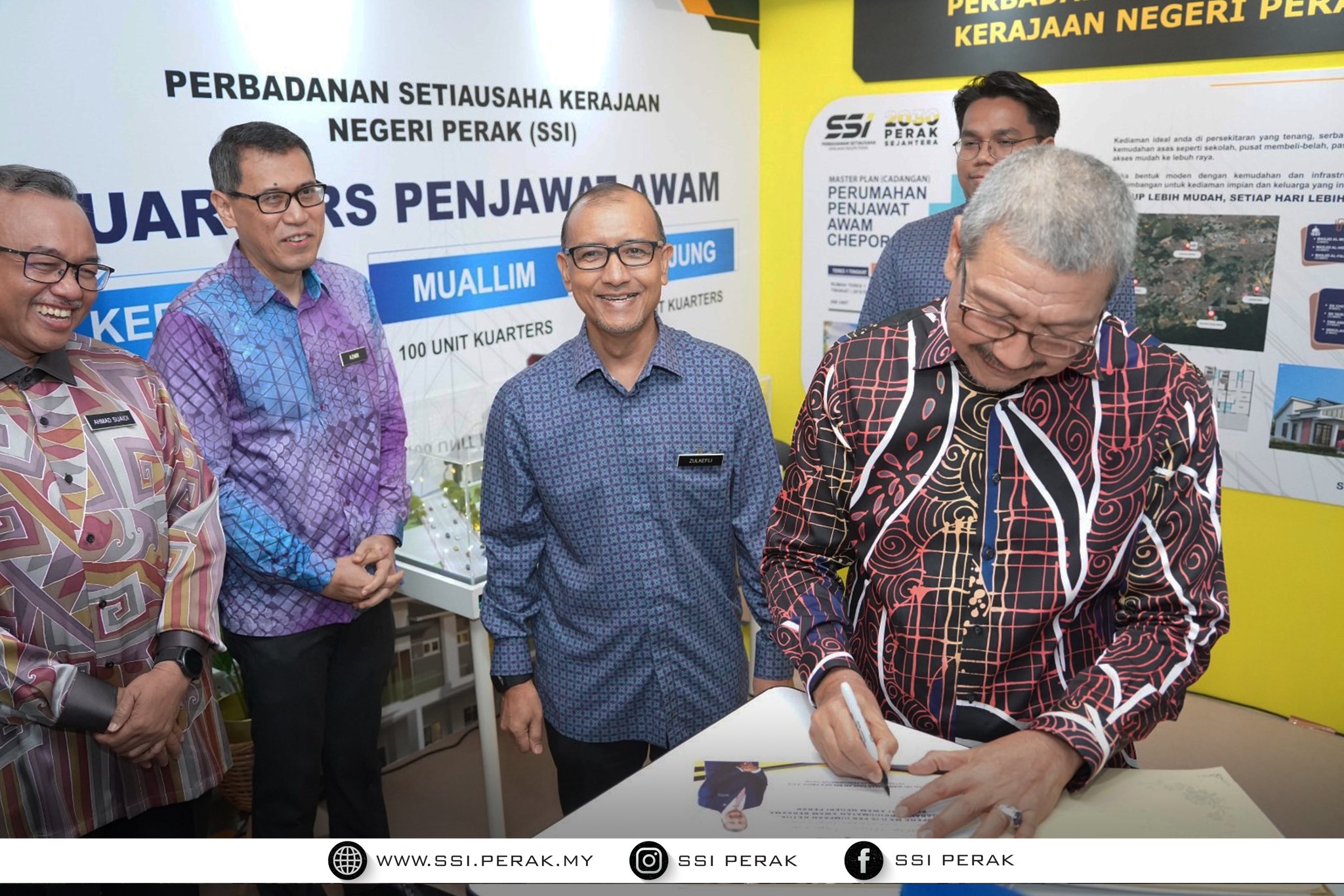 Pengarah Perkhidmatan Awam 3