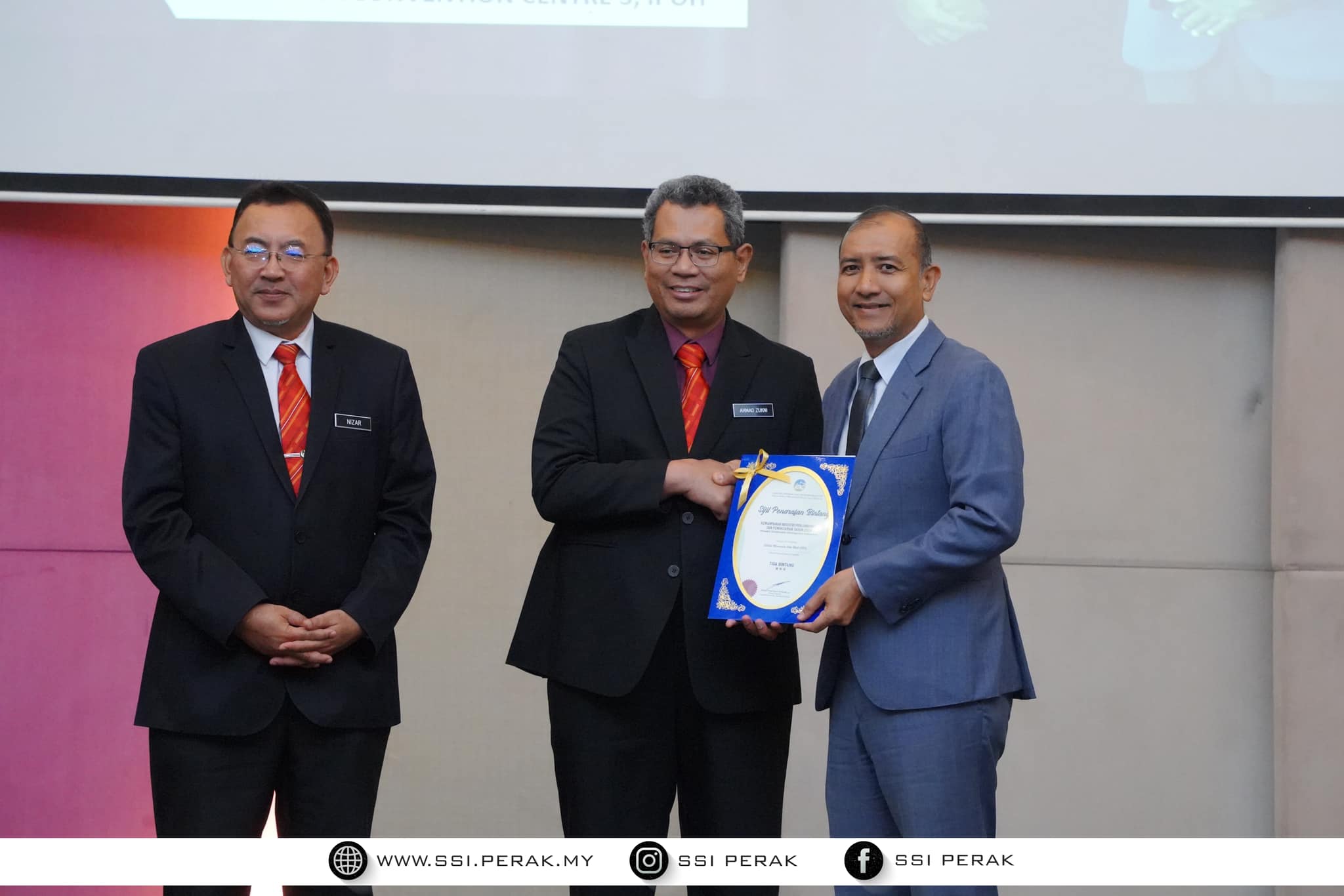 Penarafan 3 bintang - 6