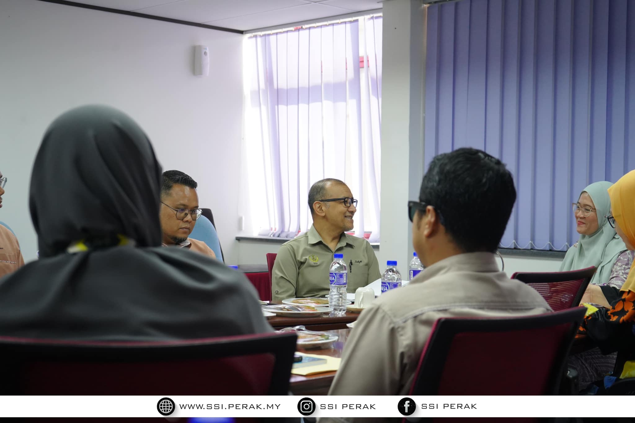 kunjung-hormat-pegawai-daerah-hilir-perak-7
