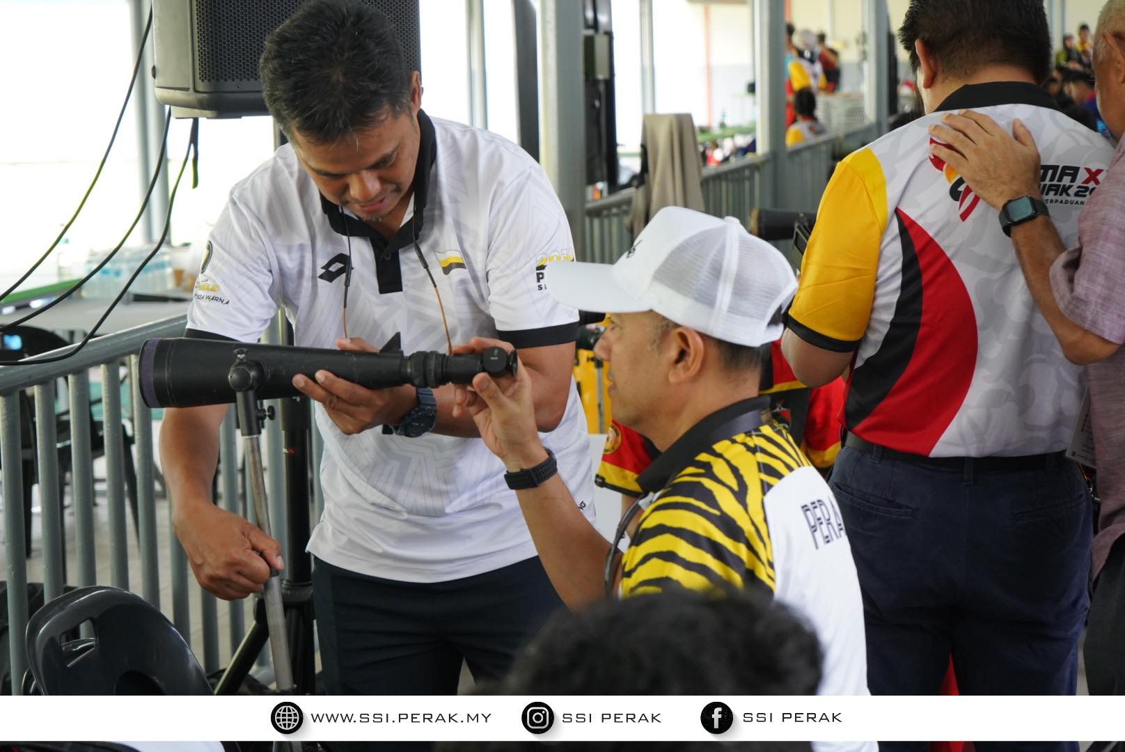 pasukan-menembak-di-lapang-sasar-menembak-perta-jaya-3