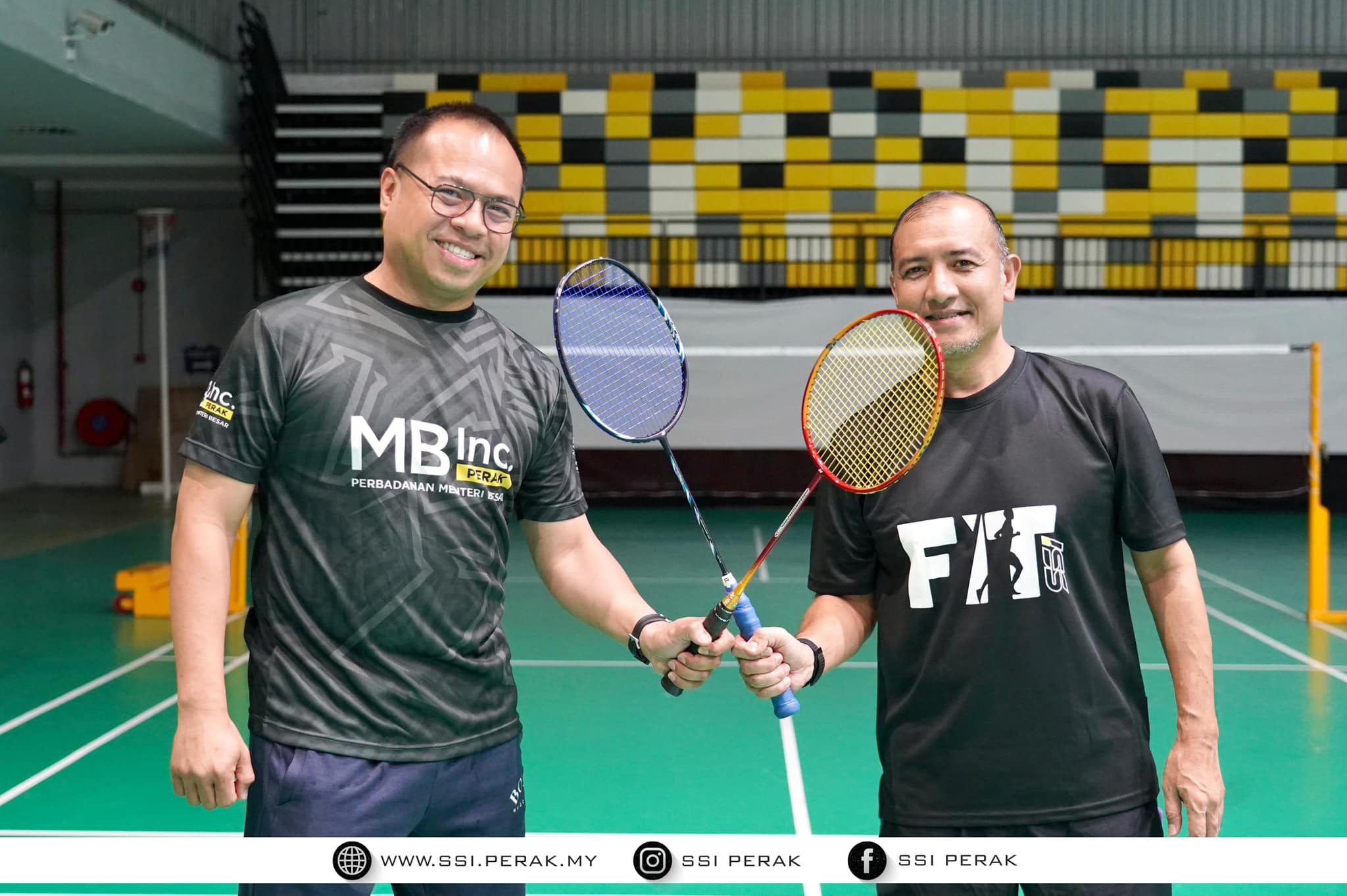 perlawan-persahabatan-badminton-ssi-mbinc-9