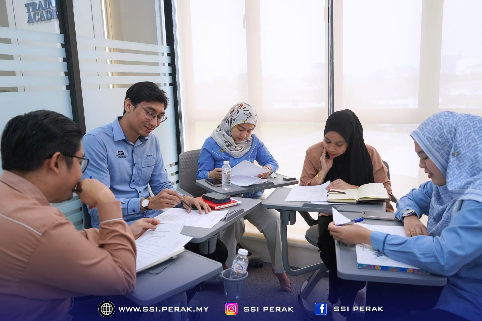 KURSUS ‘PRACTICAL ENGLISH PROFICIENCY IN WORKPLACE’ SIRI 2 1